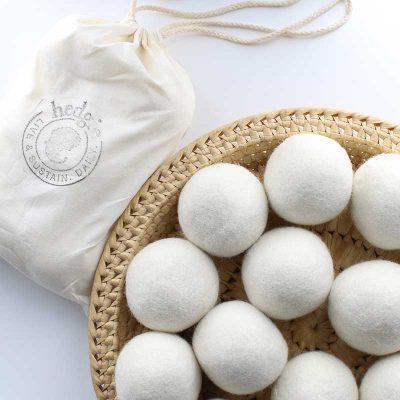 white wool dryer balls